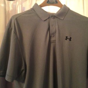 Men’s gray Underarmour polo size lrg